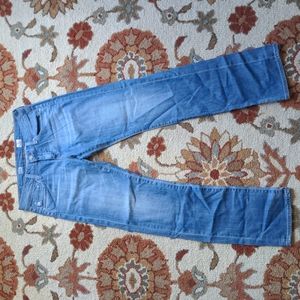 AG Jeans Tomboy Relaxed Straight Mid- Rise